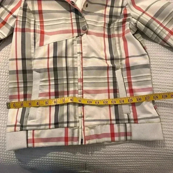 Woman’s Orage jacket, medium - Picture 10 of 14